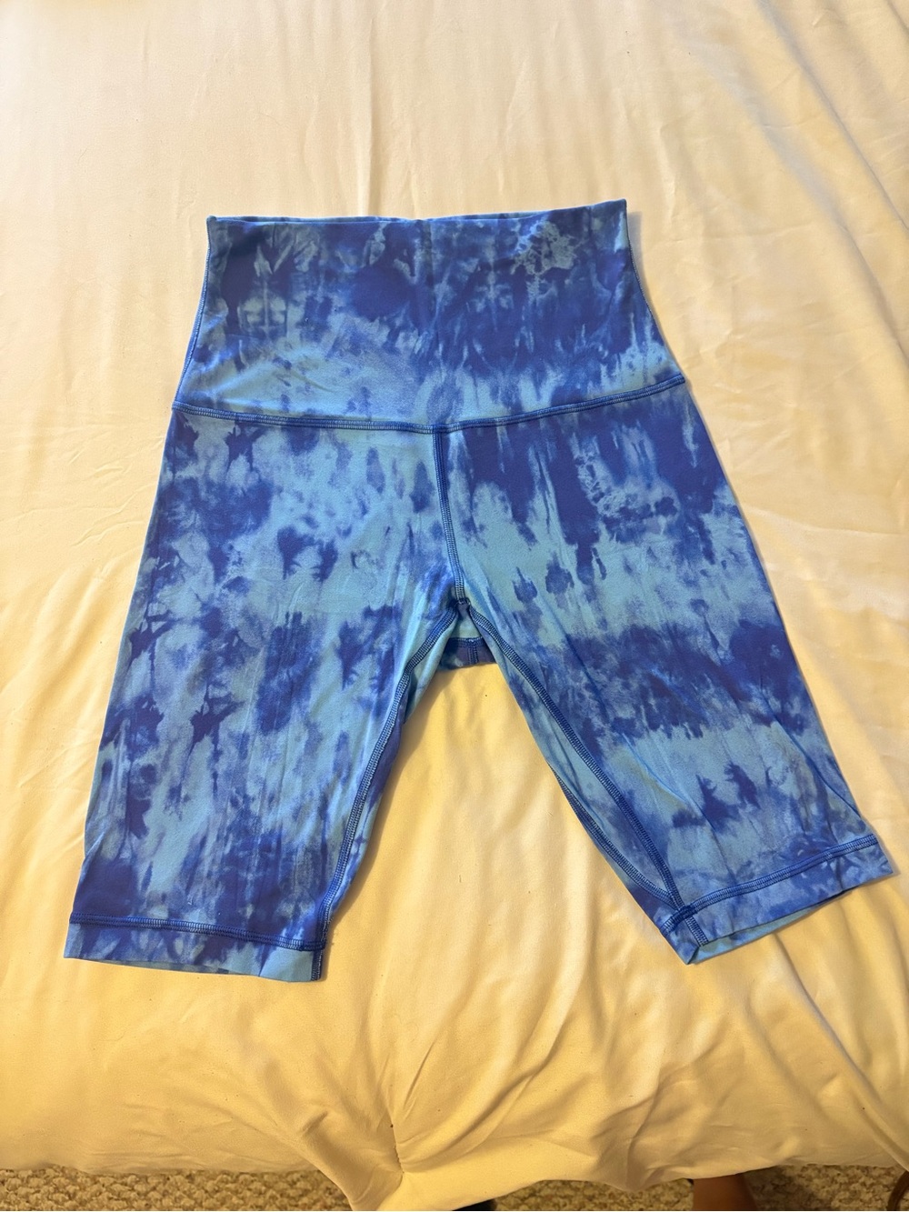 lululemon athletica Align Blue Tie-Dye Bike Shorts 10”